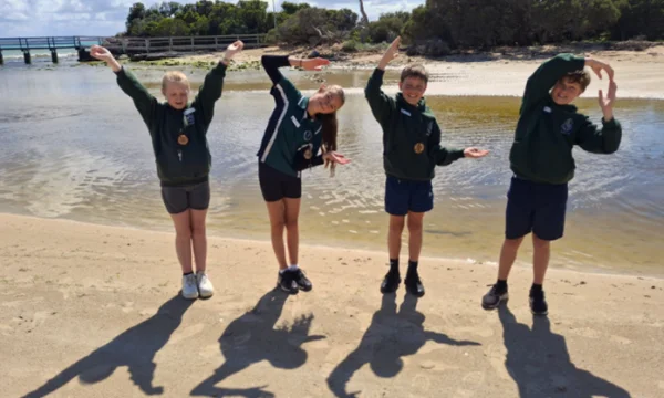 YELP students in Robe