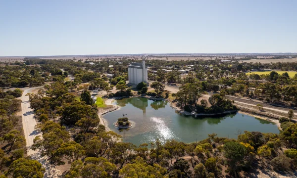 Lake in township of Tintinara